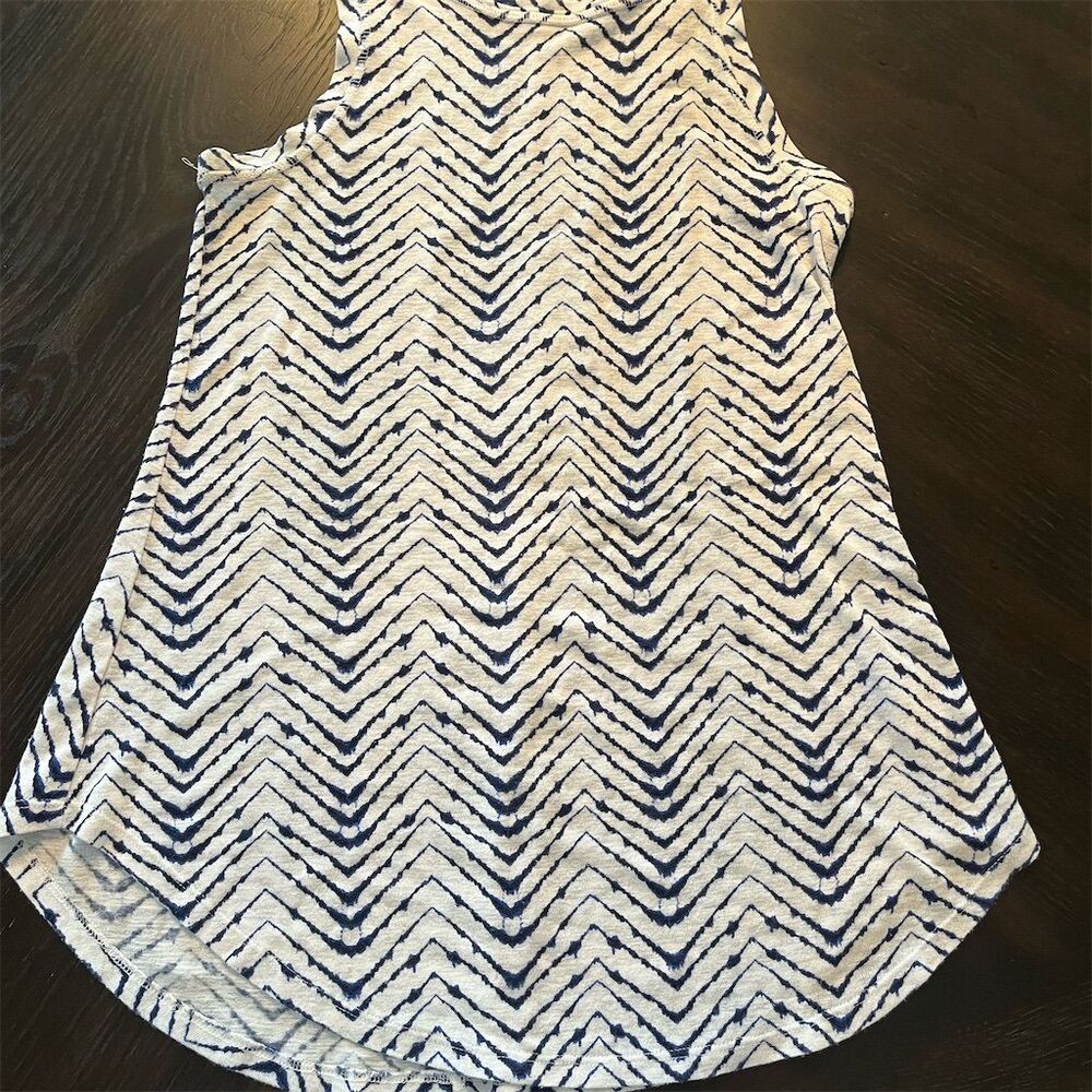 Athleta Women's XXS Blue Chevron Sleeveless Tank Top‎ Casual Summer